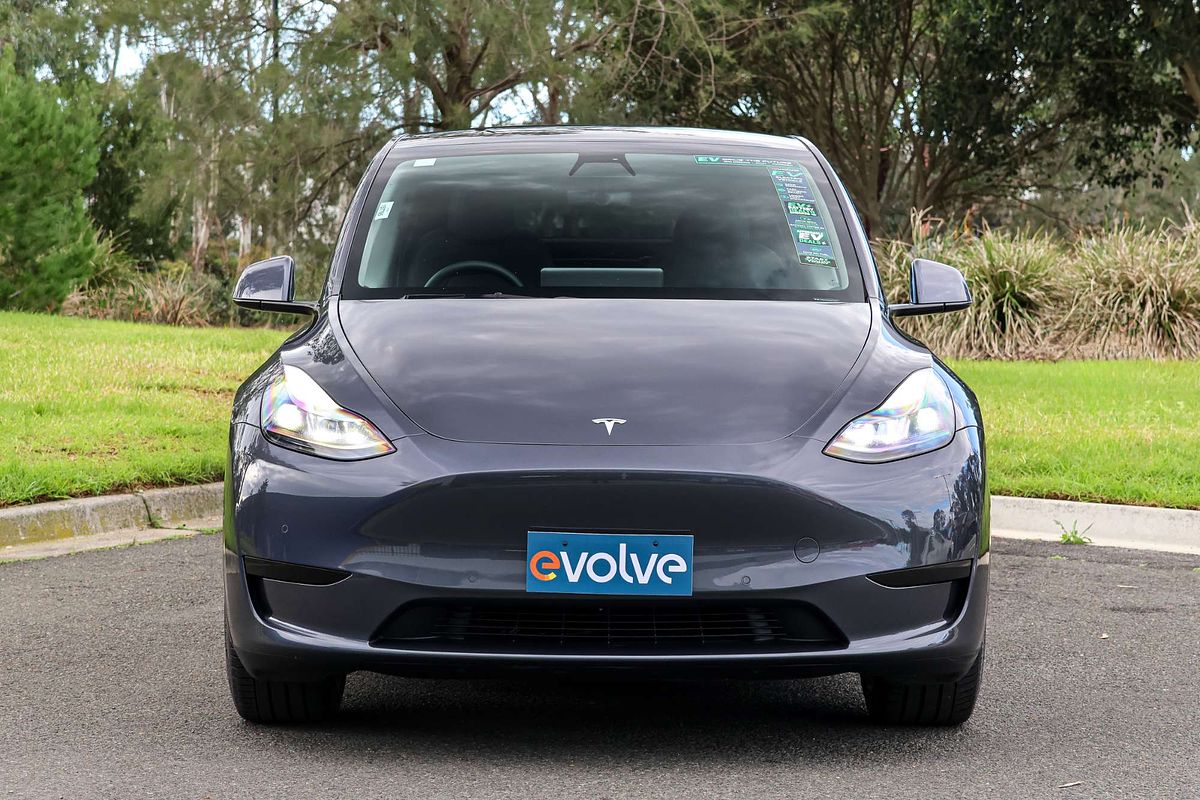 2022 Tesla Model Y Rear-Wheel Drive