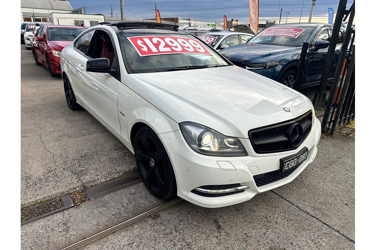 2012 Mercedes-Benz C-Class C250 CDI BlueEFFICIENCY Elegance W204