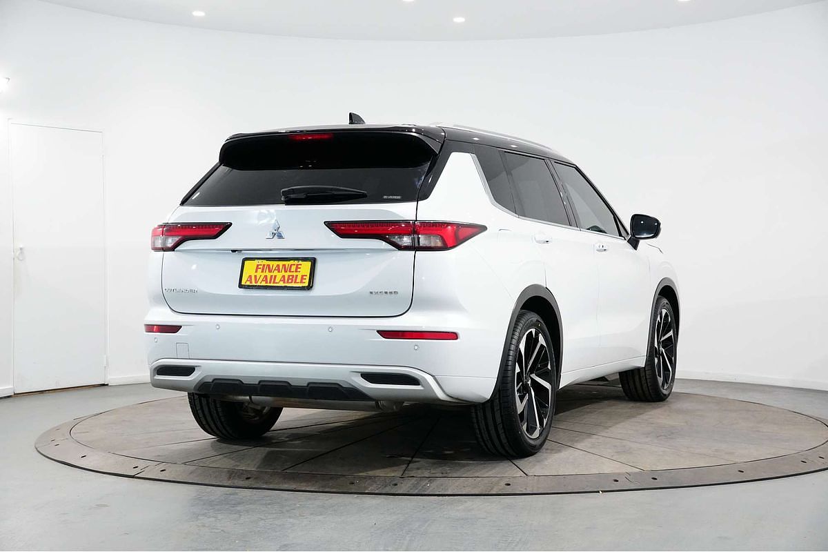 2022 Mitsubishi Outlander Exceed Tourer ZM