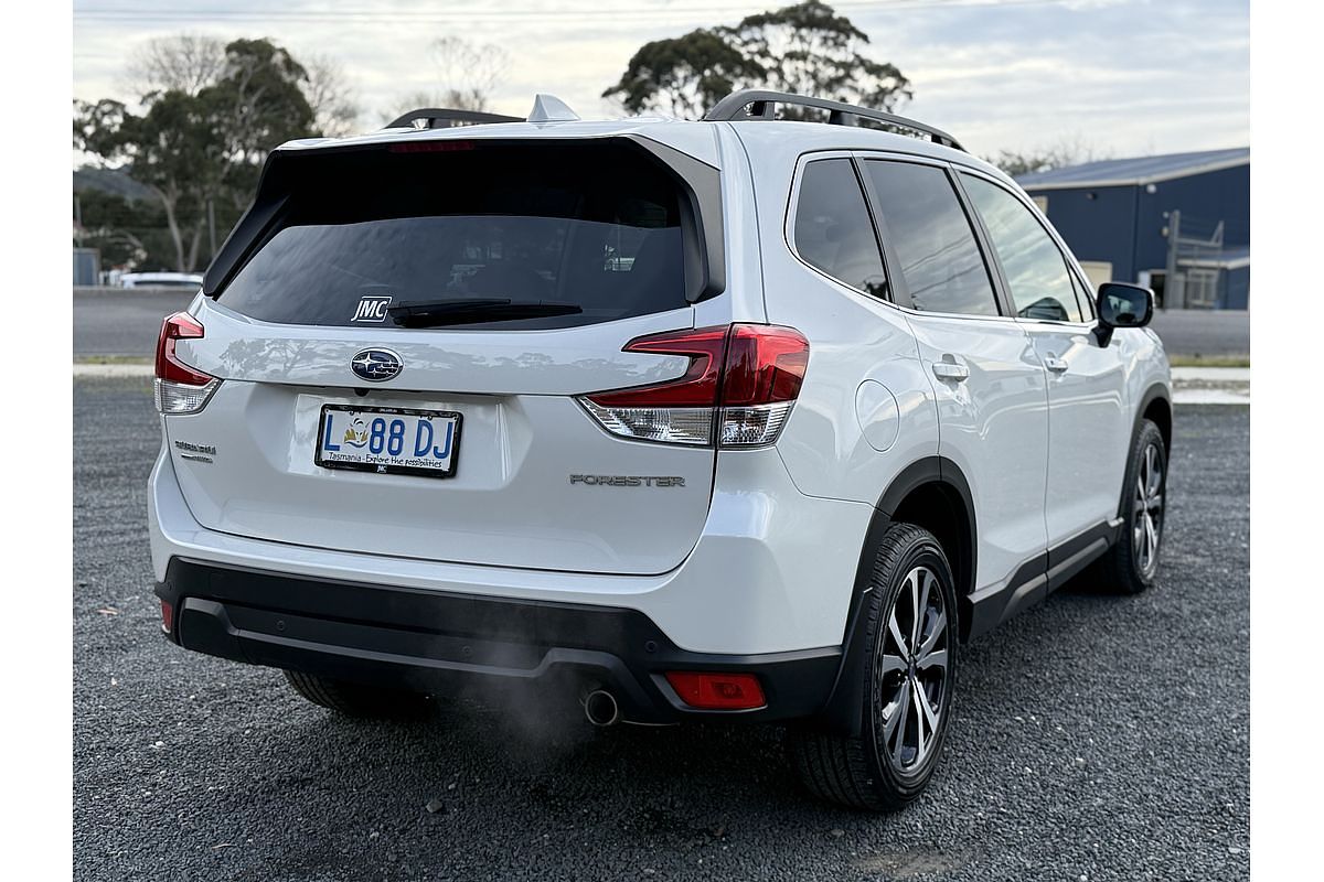 2023 Subaru Forester 2.5i Premium S5