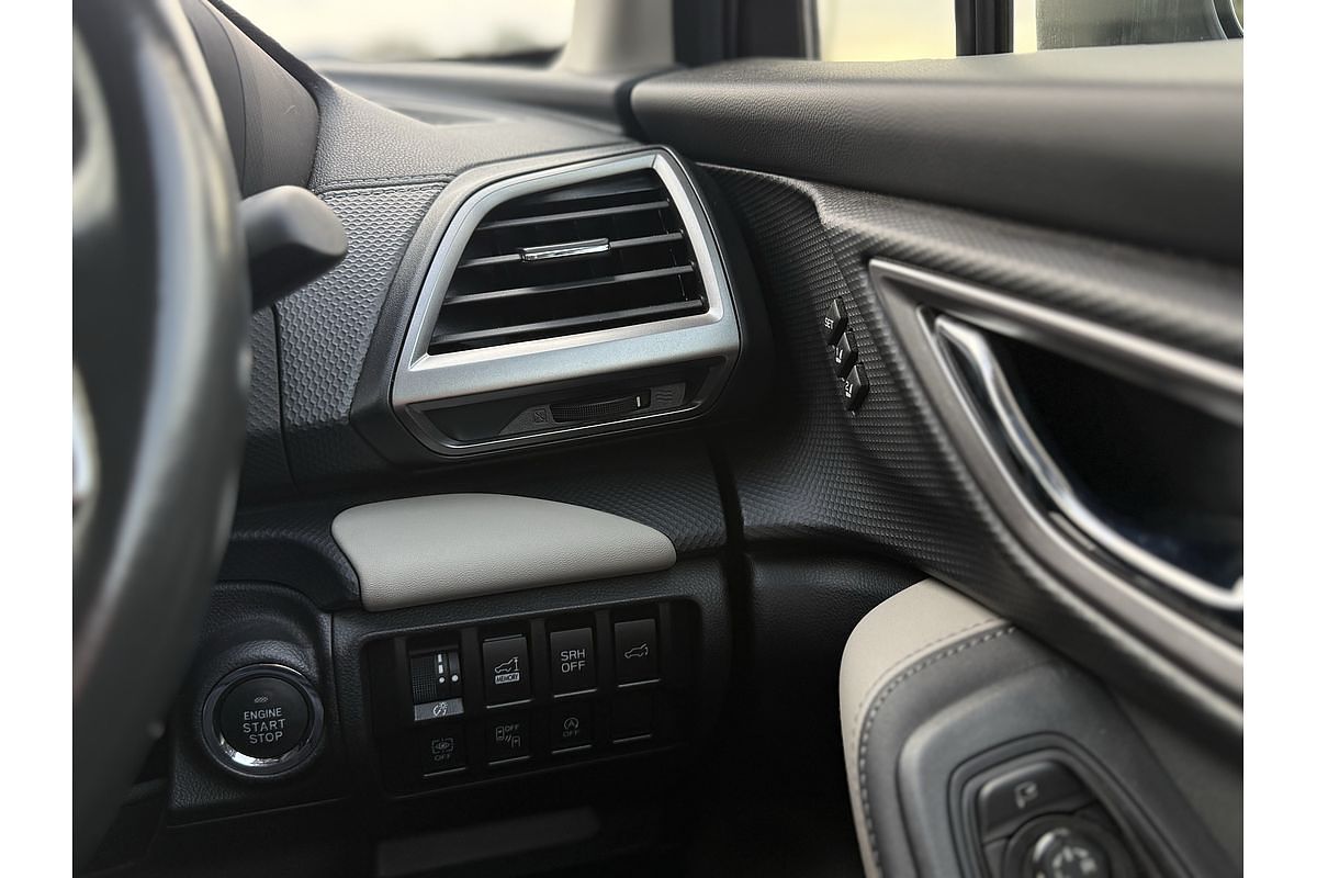 2023 Subaru Forester 2.5i Premium S5