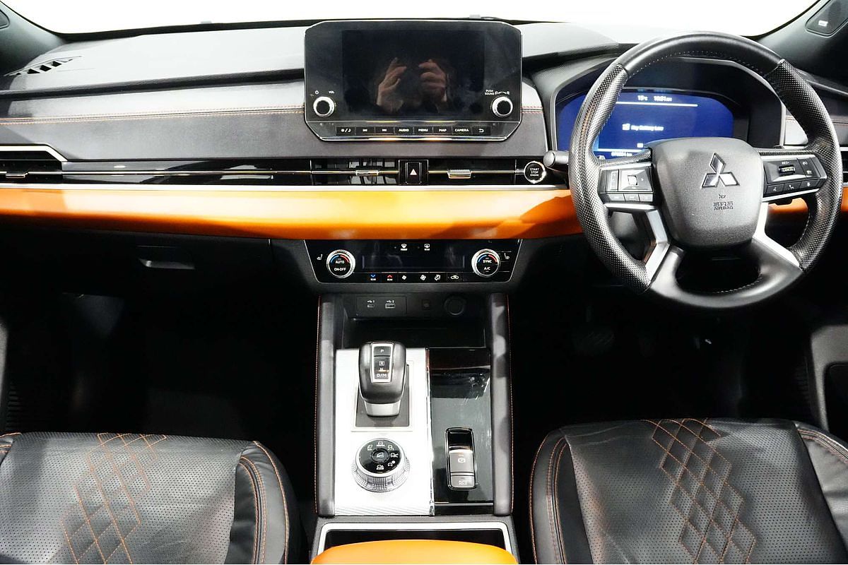 2022 Mitsubishi Outlander Exceed Tourer ZM