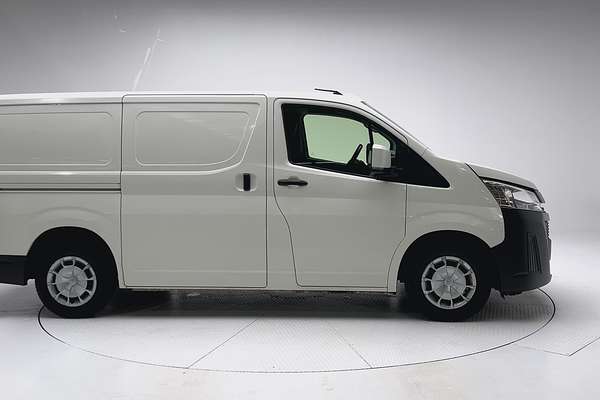 2023 Toyota Hiace GDH300R LWB thumb-8