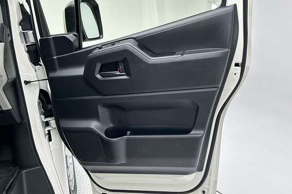 2023 Toyota Hiace GDH300R LWB thumb-17