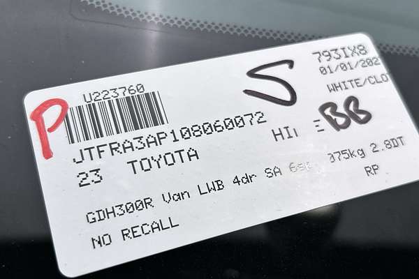 2023 Toyota Hiace GDH300R LWB thumb-22