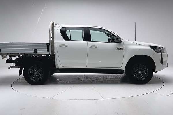 2024 Toyota Hilux SR 48V GUN126R 4X4 thumb-8