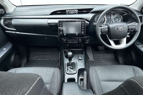 2024 Toyota Hilux SR 48V GUN126R 4X4 thumb-19