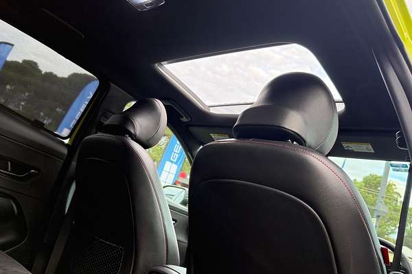 2024 Hyundai Kona Premium N Line SX2.V2 thumb-15