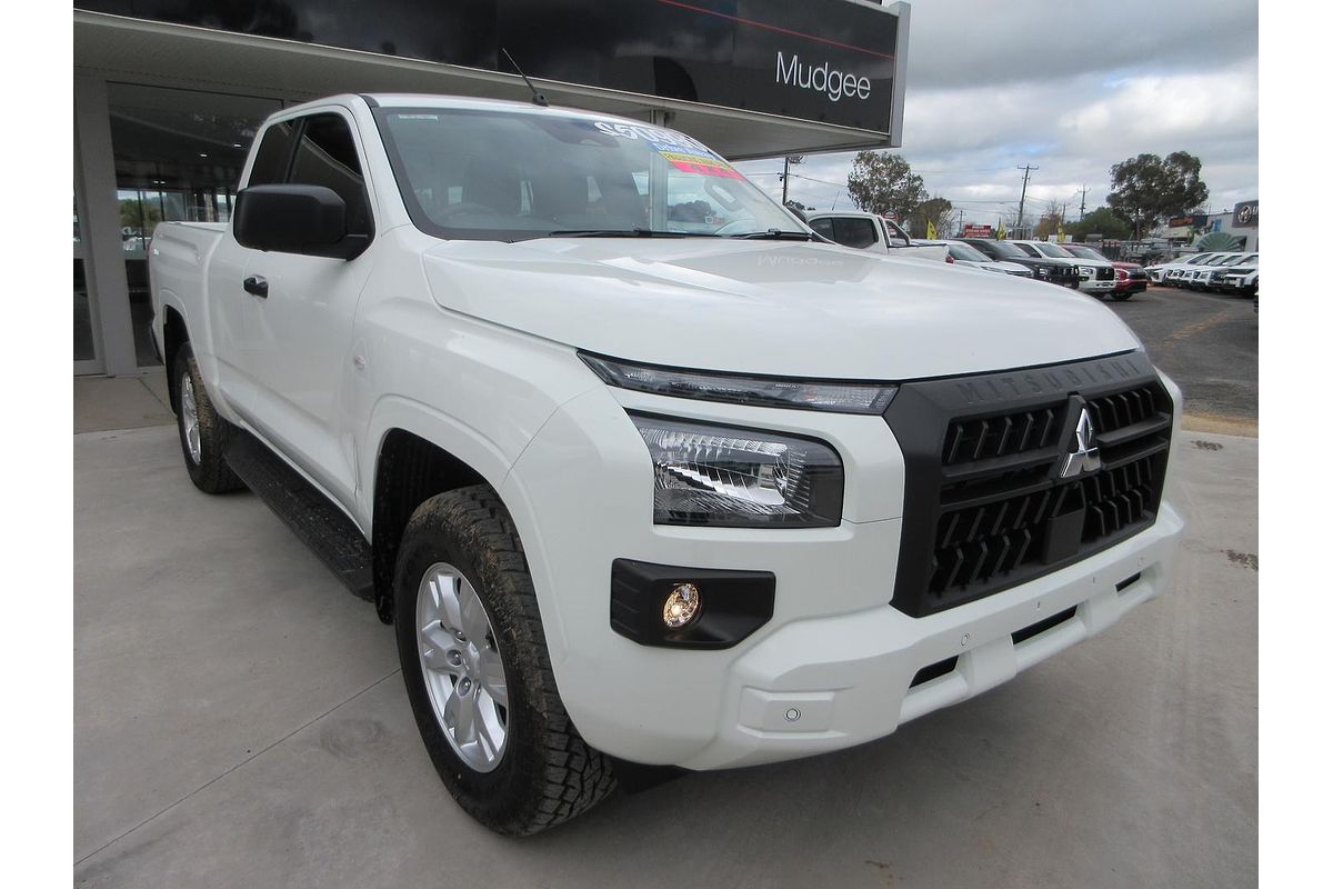 2026 Mitsubishi Triton GLX+ MV 4X4