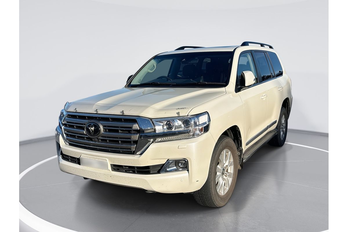 2020 Toyota Landcruiser Sahara VDJ200R