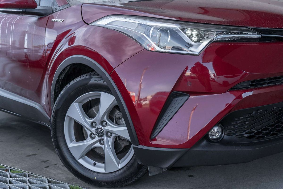 2017 Toyota C-HR NGX10R