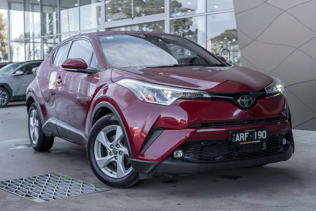 2017 Toyota C-HR NGX10R