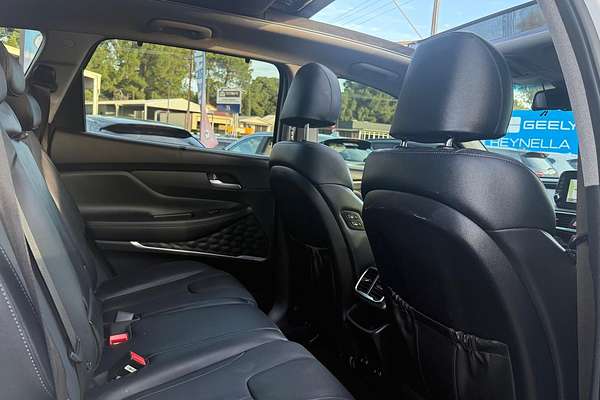 2019 Hyundai Santa Fe Highlander TM thumb-9