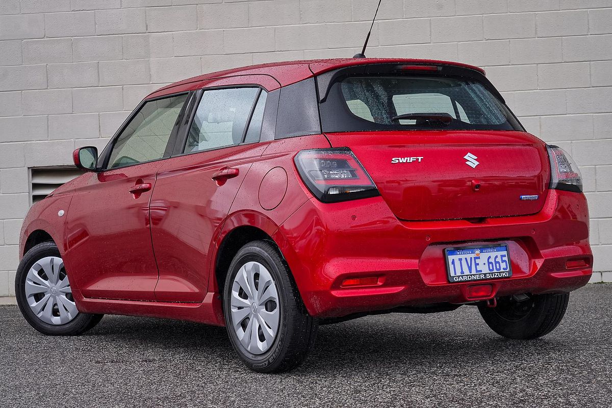2025 Suzuki Swift Hybrid UZ