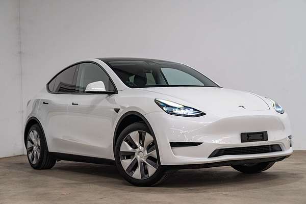 2023 Tesla Model Y Rear-Wheel Drive