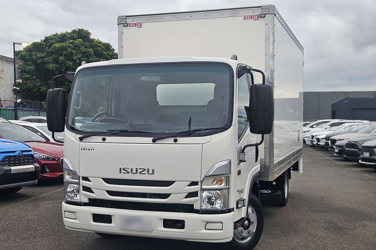 2022 Isuzu NNR