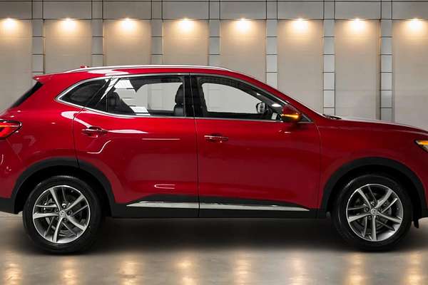 2024 MG HS Excite SAS23