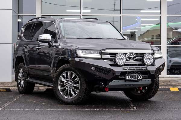 2024 Toyota Landcruiser Sahara ZX FJA300R