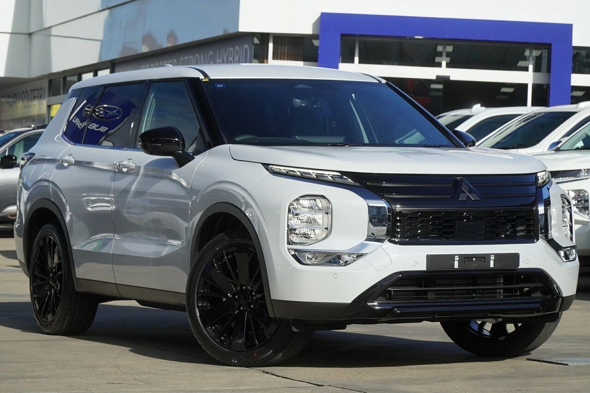 2026 Mitsubishi Outlander Black Edition ZM