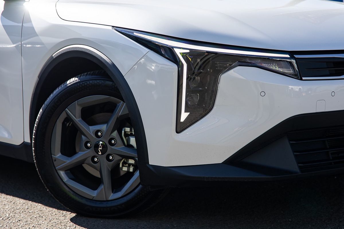 2025 Kia K4 Sport CL4m