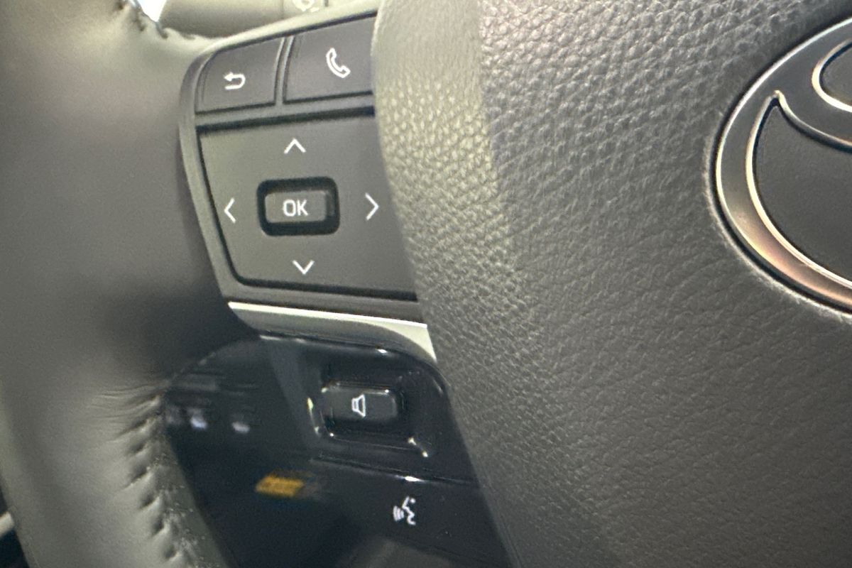 2025 Toyota Camry Ascent Sport AXVH80R