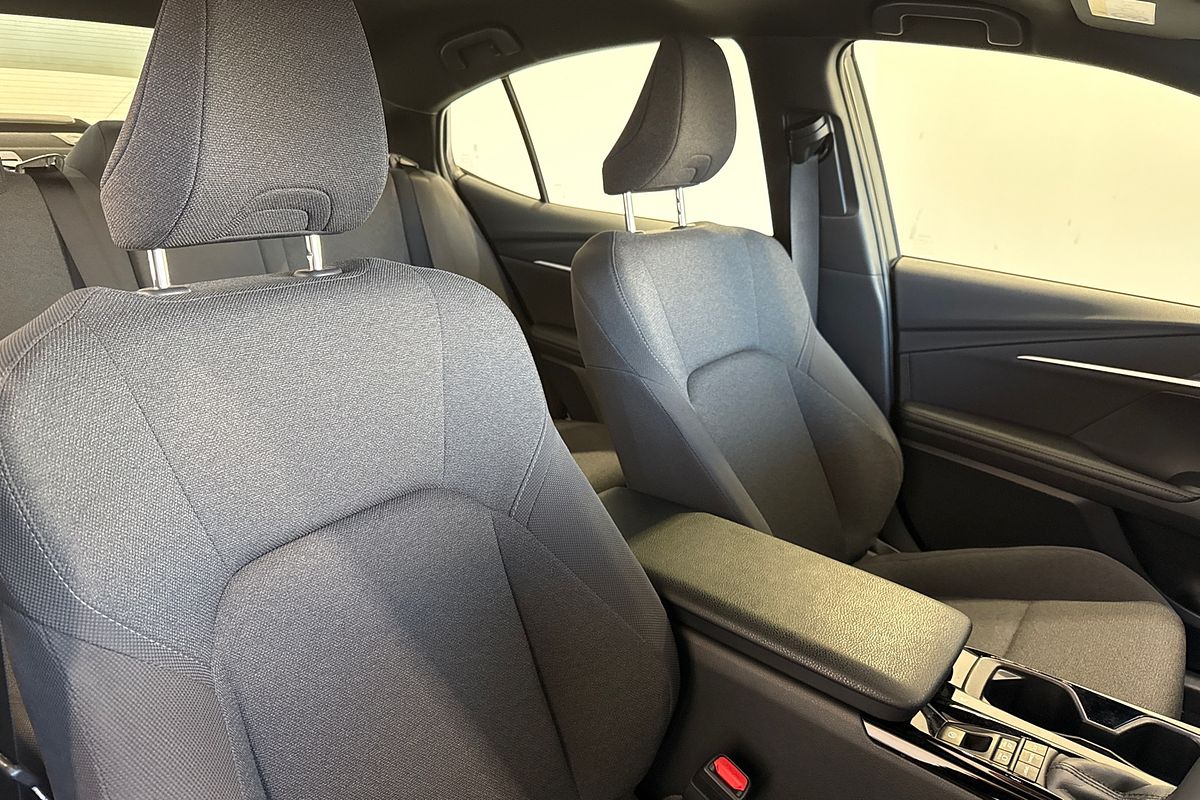 2025 Toyota Camry Ascent Sport AXVH80R