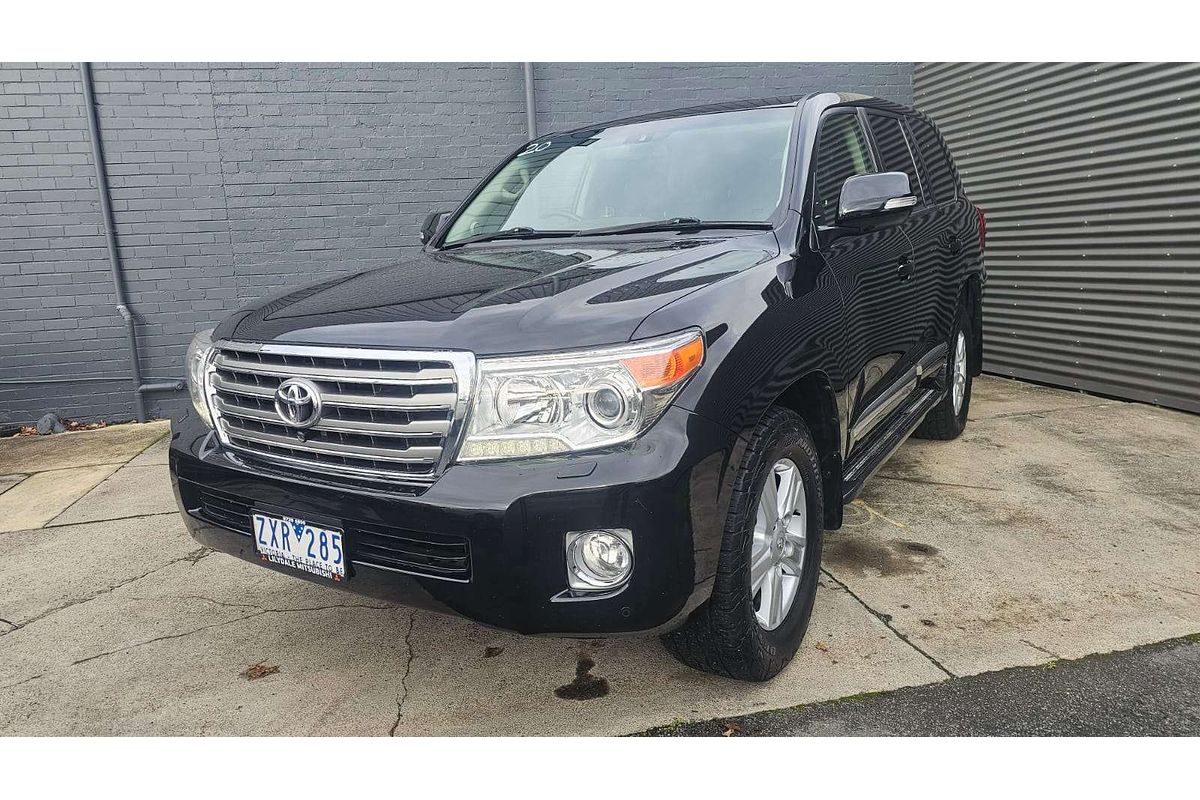 2013 Toyota Landcruiser Sahara VDJ200R