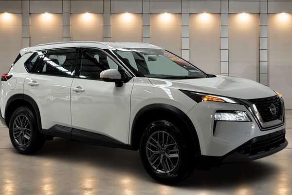 2024 Nissan X-TRAIL ST T33