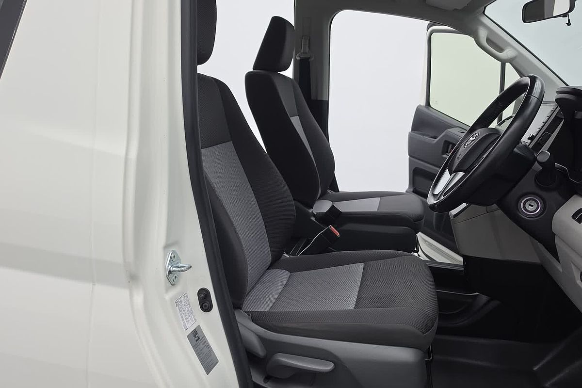 2021 Toyota Hiace Commuter GDH322R ELWB High Roof