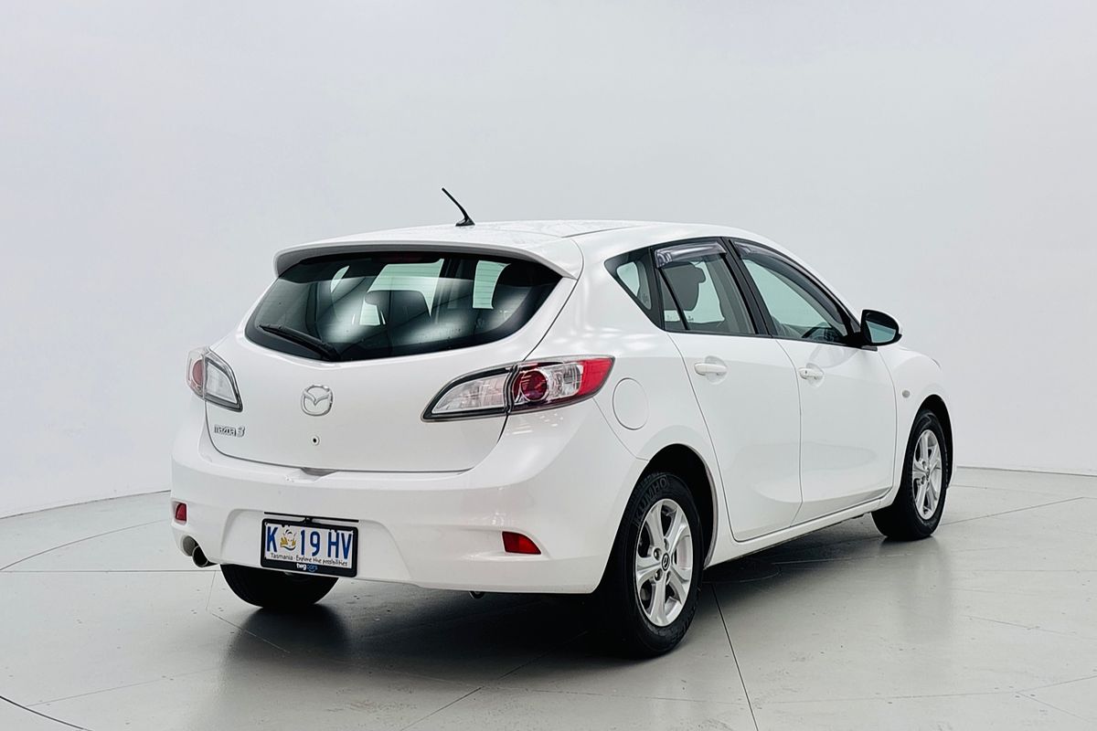 MAZDA3 H 5 SPEED AUTO HATCH NEO