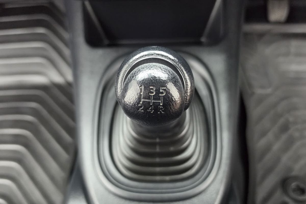 2020 Toyota Hilux Workmate TGN121R Rear Wheel Drive