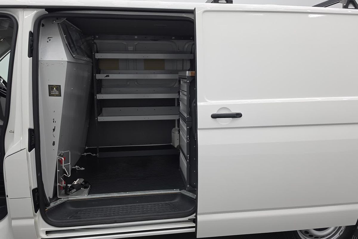 2023 Volkswagen Transporter TDI340 T6.1 LWB