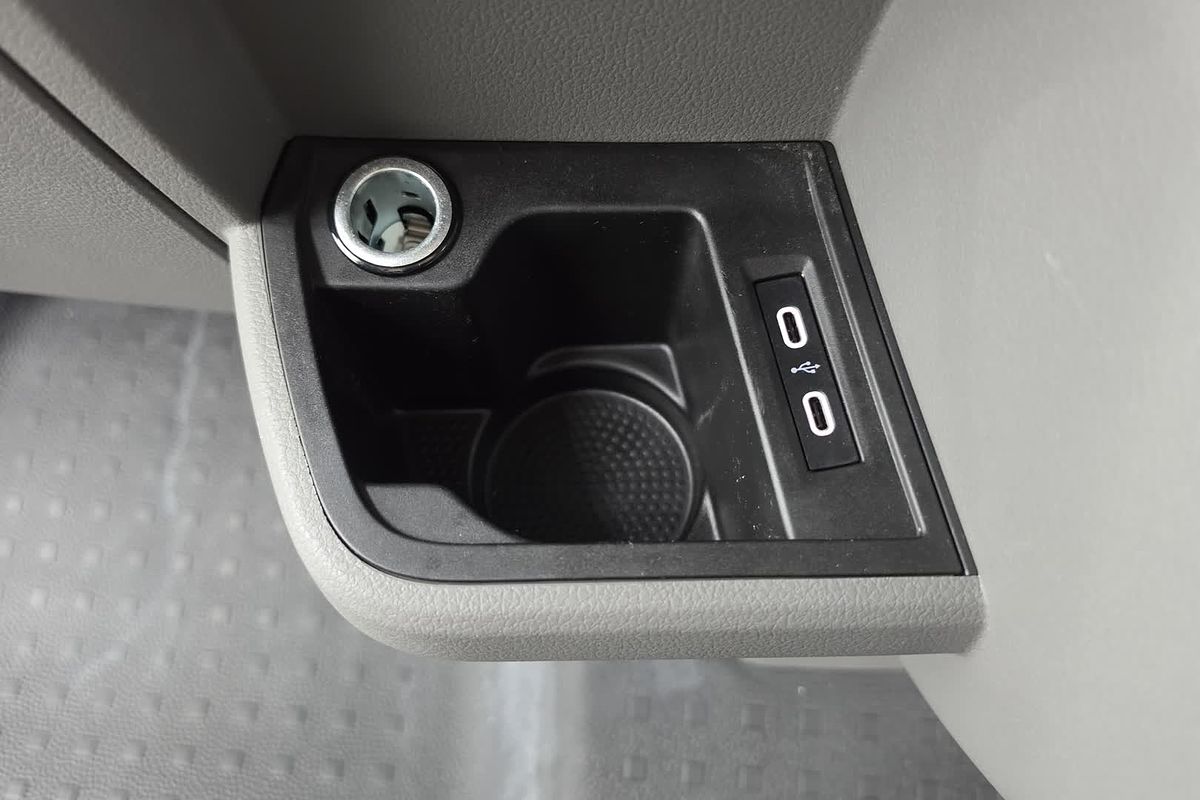 2023 Volkswagen Transporter TDI340 T6.1 LWB