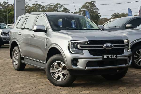 2025 Ford Everest Ambiente 2.0L