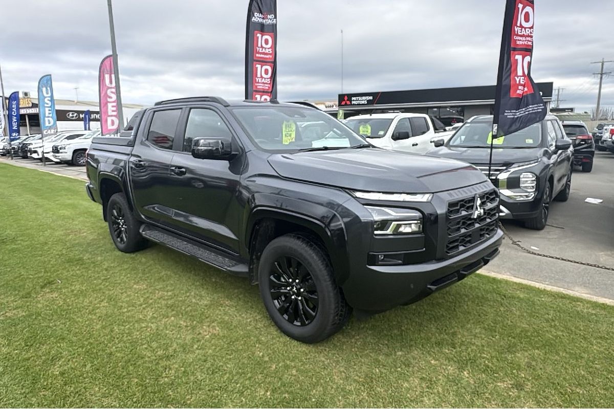 2026 Mitsubishi Triton GSR MV 4X4