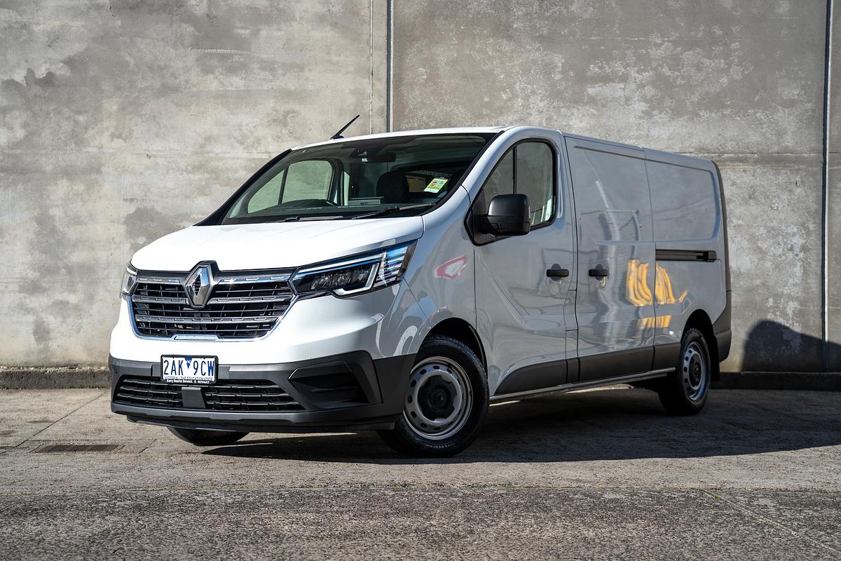 2024 Renault Trafic Pro X82 LWB Low Roof