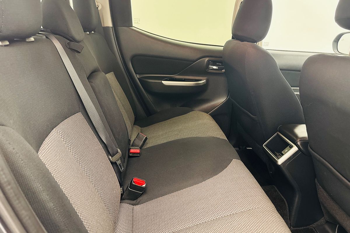 2021 Mitsubishi MR Triton GLS 2.4L D 6A/T 4X4 DC PU
