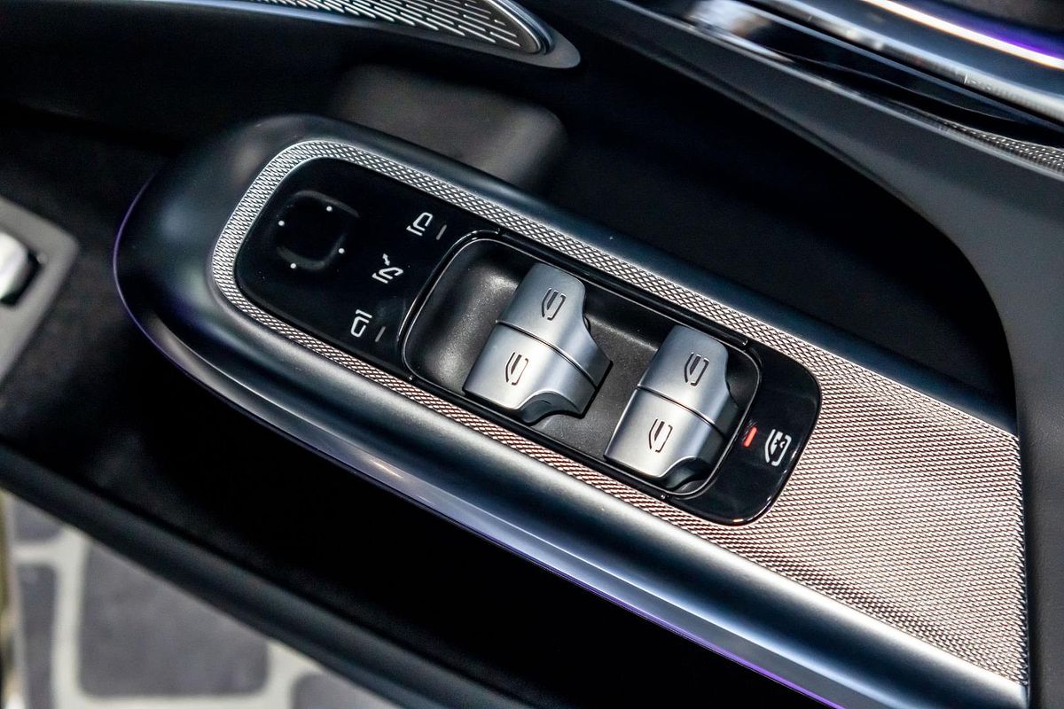W214 806MY E53 AMG SED SSTC 9s p 3.0TeC/120kW