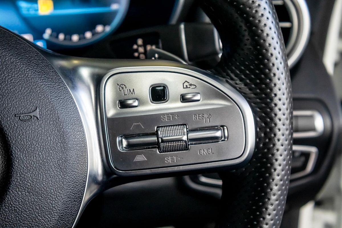 C205 809MY C300 Coupe 2dr 9G-T RONIC 9sp 2.0T
