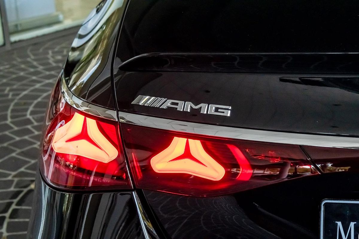 W214 806MY E53 AMG SED SSTC 9s p 3.0TeC/120kW