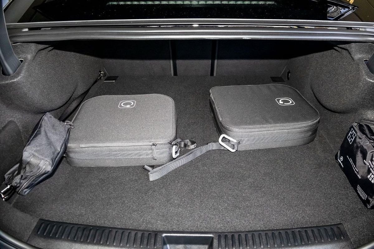 W214 806MY E53 AMG SED SSTC 9s p 3.0TeC/120kW