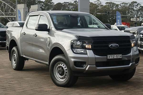 2025 Ford Ranger XL 4X4 2.0L