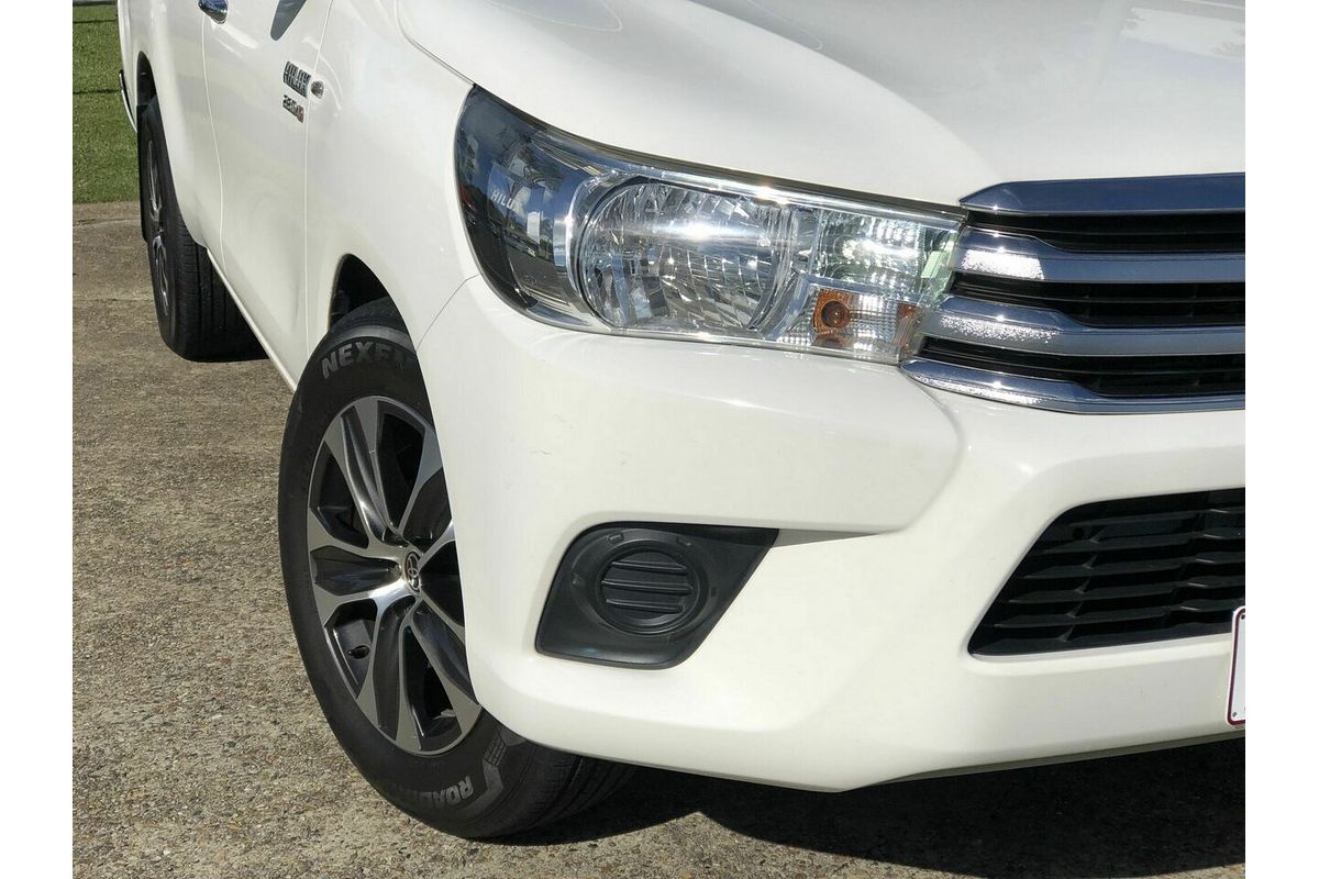 2015 Toyota Hilux SR GUN123R Rear Wheel Drive