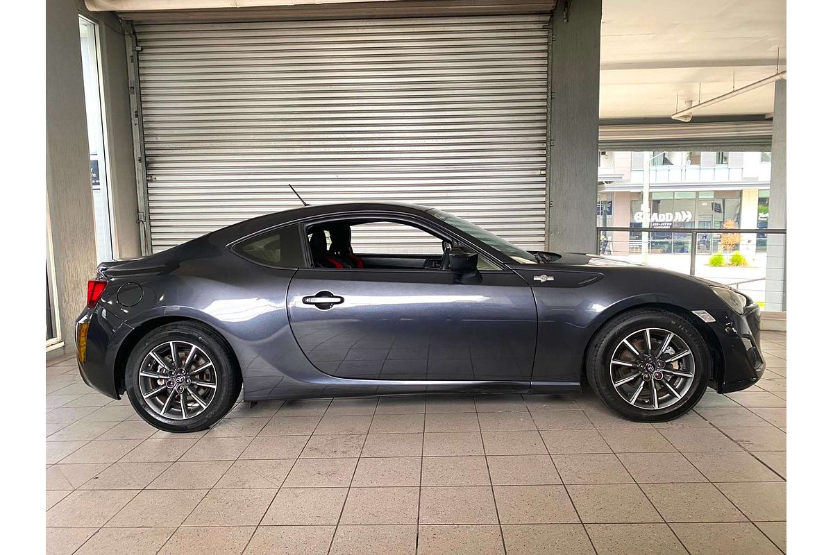 86 ZN6 GT 2.0L 4Cyl MULTI POINT F/INJ 6 SP AUTO SEQUENTIAL 2D COUPE 86 ZN6 GT 2.0L 4Cyl MULTI POINT F/INJ 6 SP AUTO SEQUENTIAL 2D COUPE