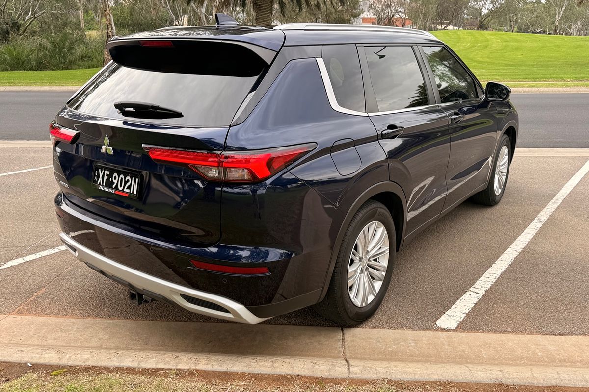 2021 Mitsubishi Outlander LS ZM
