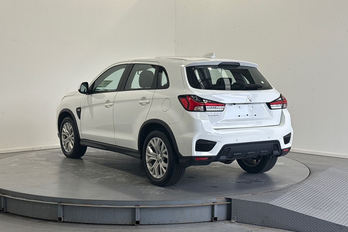 2024 Mitsubishi ASX ES XD