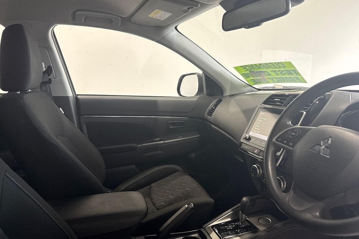 2024 Mitsubishi ASX ES XD