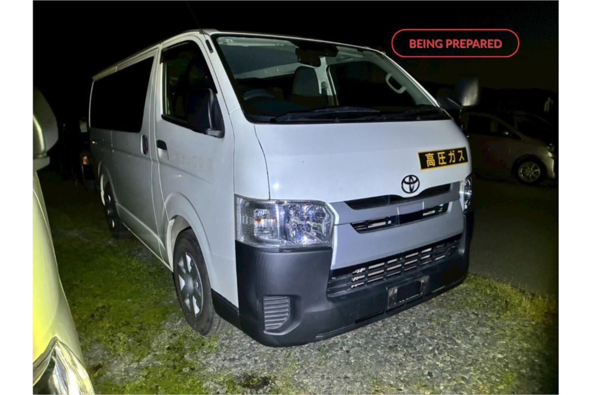 2020 Toyota Hiace DX