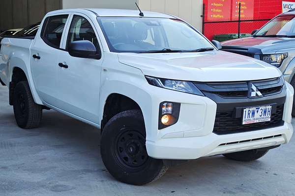 2020 Mitsubishi Triton GLX ADAS MR 4X4