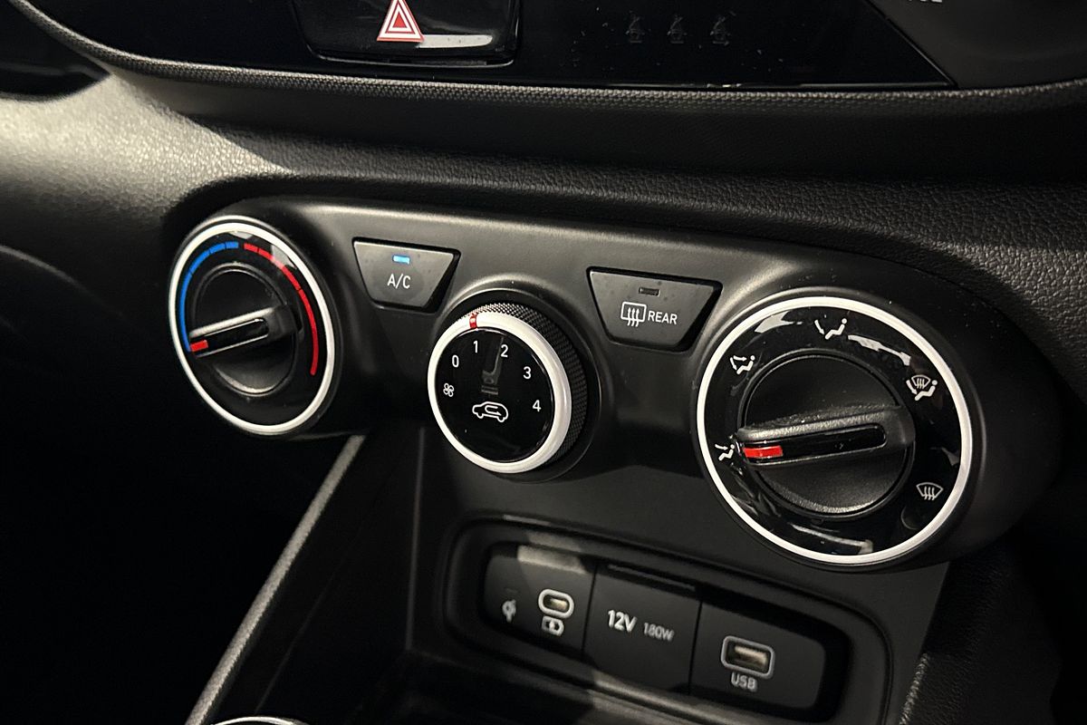 2024 Hyundai Venue Active QX.V5